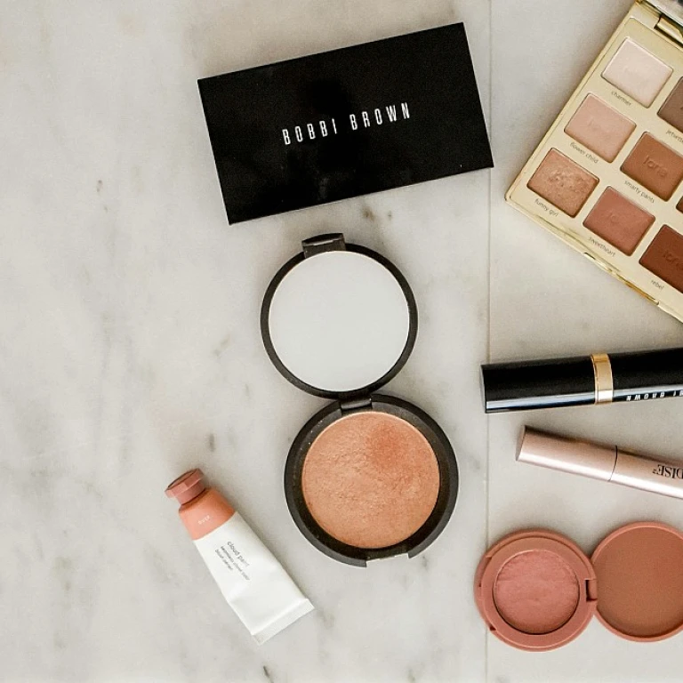 Seemy cosmetics : l'ascension d'une marque de beauté innovante